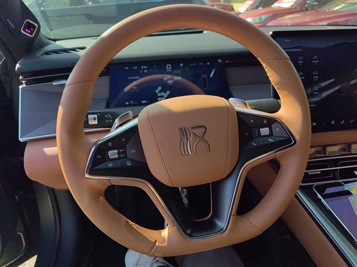 Фото 11 - BYD Han L