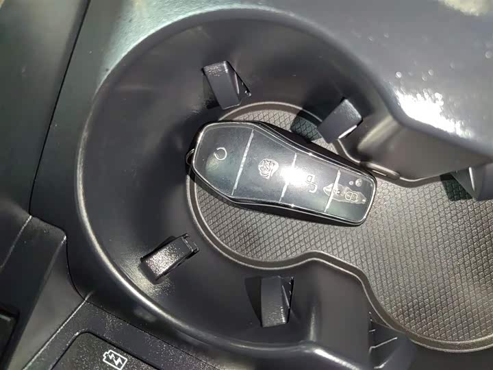 Фото 9 - BYD Han L