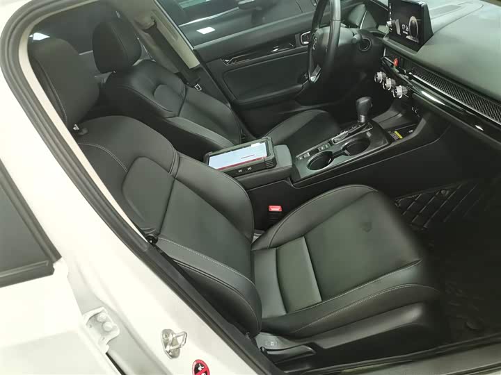 Фото 25 - Honda Civic