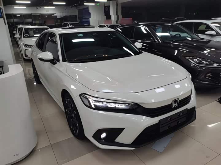 Фото 4 - Honda Civic