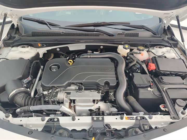 Фото 10 - Chevrolet Malibu XL