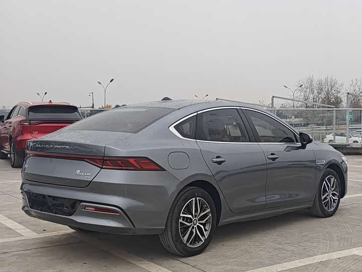 Фото 4 - BYD Qin Plus