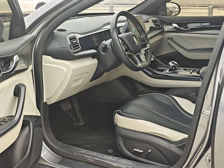 Фото 8 - BYD Qin Plus