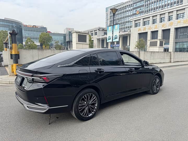 Фото 4 - Dongfeng Aeolus Yixuan Max