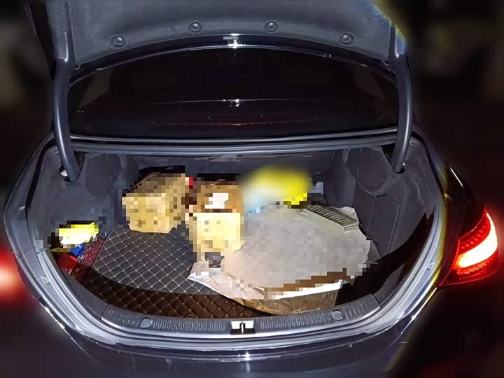 Фото 10 - Mercedes-Benz E-Class