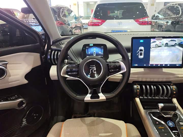 Фото 11 - BYD Yuan Plus