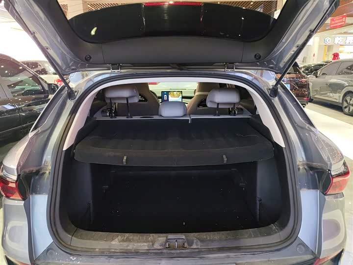 Фото 19 - BYD Yuan Plus