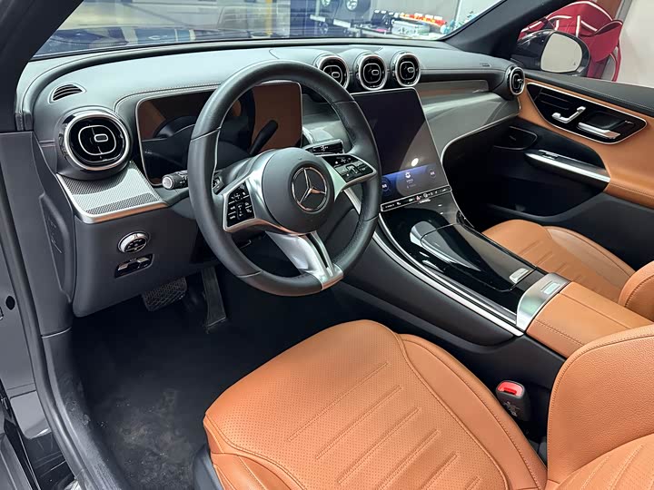 Фото 21 - Mercedes-Benz GLC-Class
