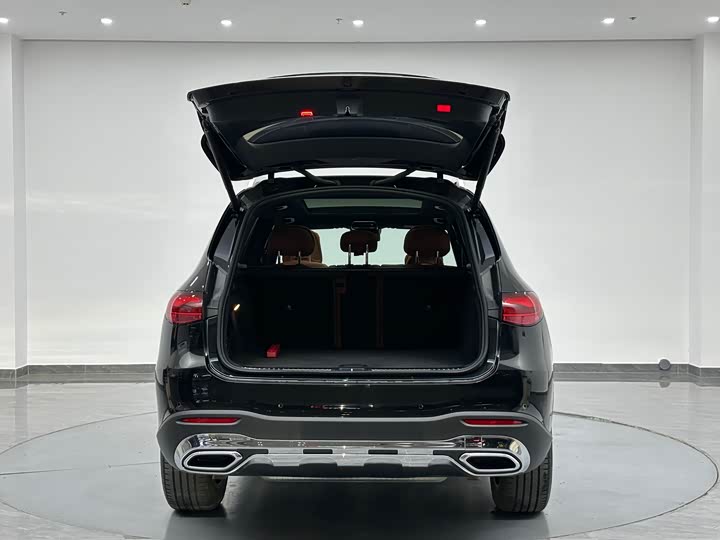 Фото 38 - Mercedes-Benz GLC-Class