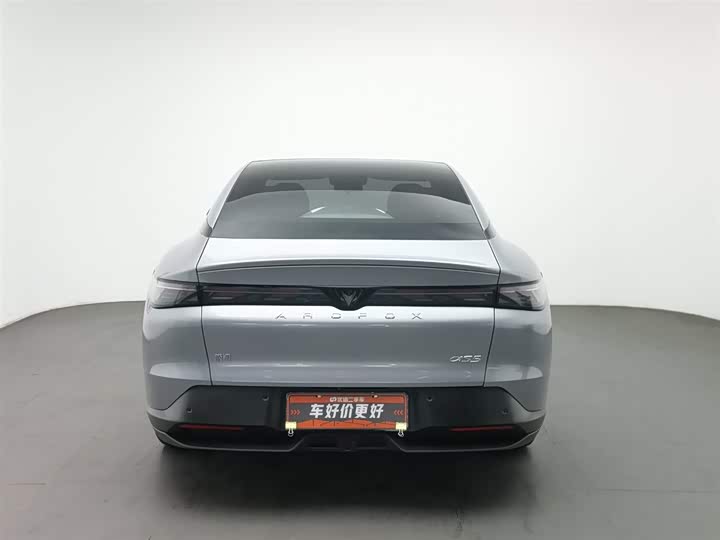 Фото 4 - BAIC Arcfox Alpha S5