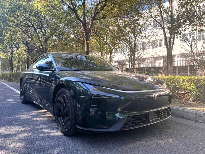 Фото 3 - Geely Jiyue 01