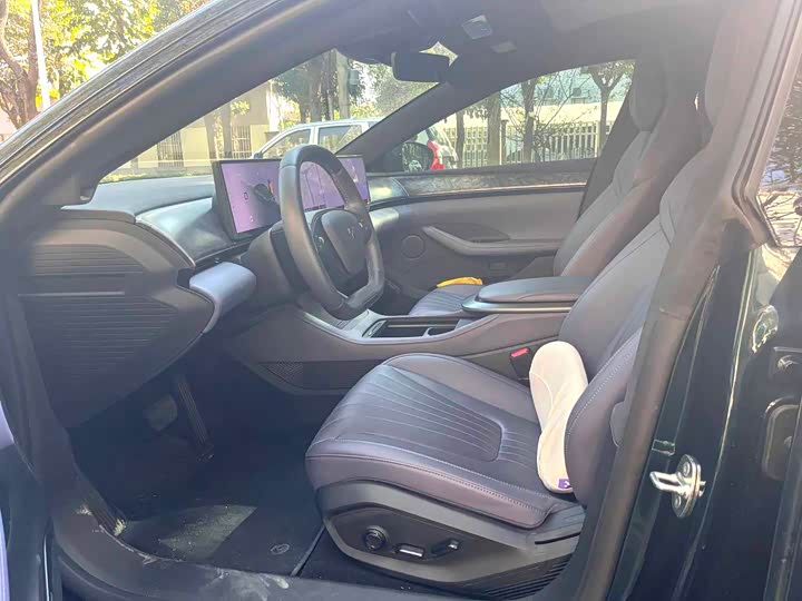 Фото 5 - Geely Jiyue 01