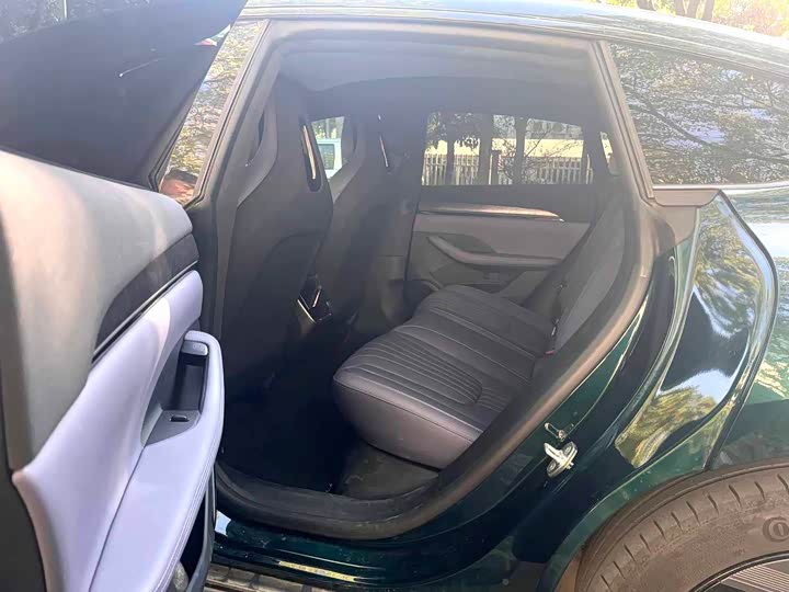 Фото 6 - Geely Jiyue 01