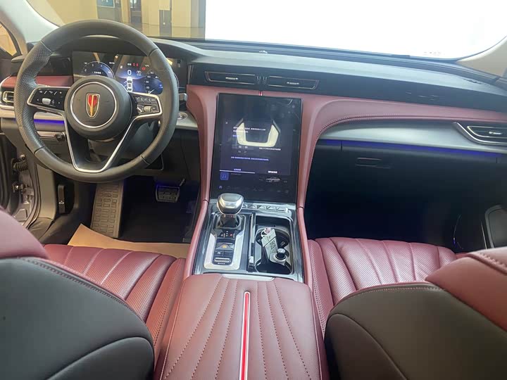 Фото 8 - Hongqi H5