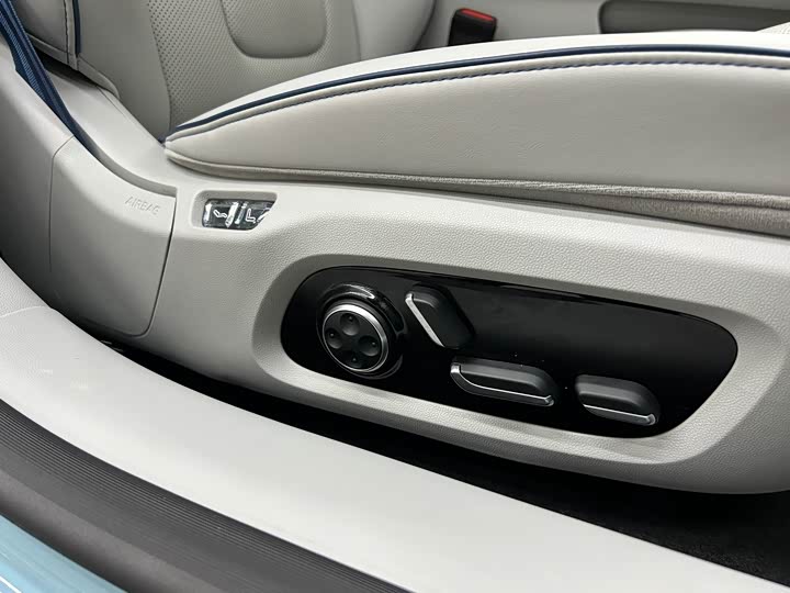 Фото 20 - Luxeed S7