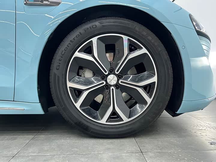 Фото 6 - Luxeed S7