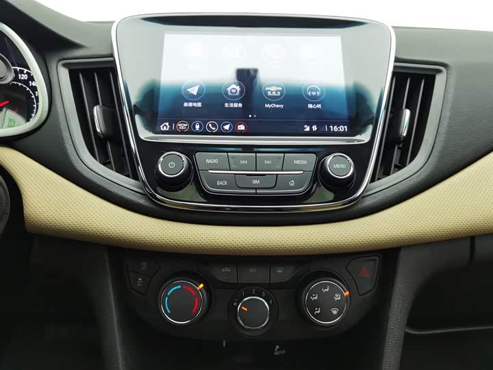 Фото 12 - Chevrolet Monza