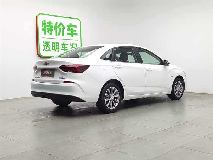 Фото 2 - Chevrolet Monza