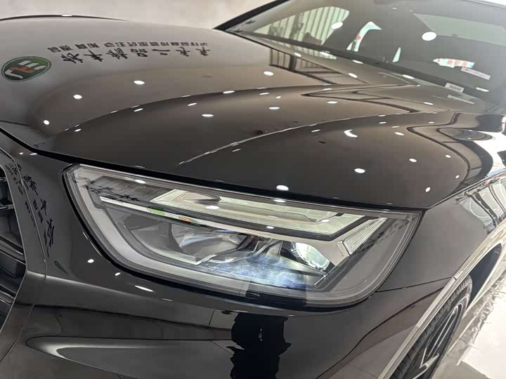 Фото 9 - Audi Q5L