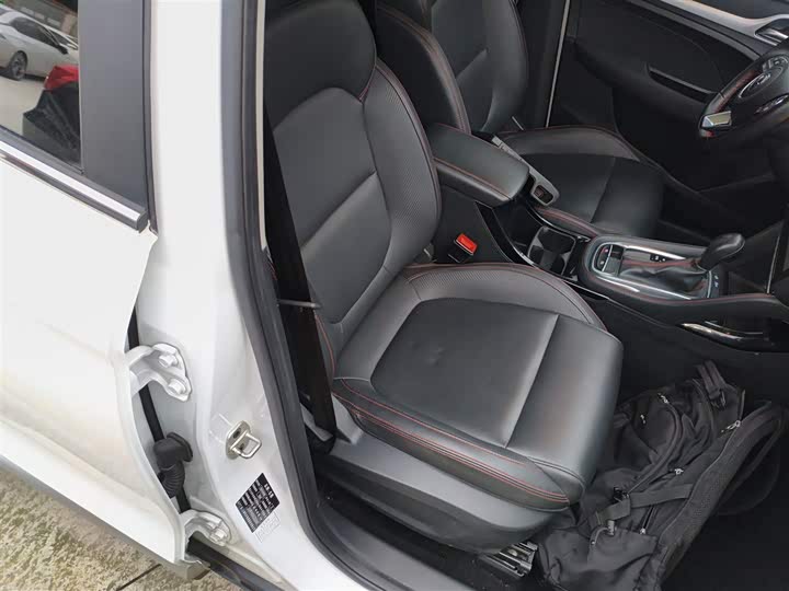 Фото 25 - MG Motor ZS