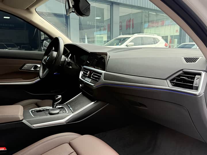 Фото 9 - BMW 3 Series