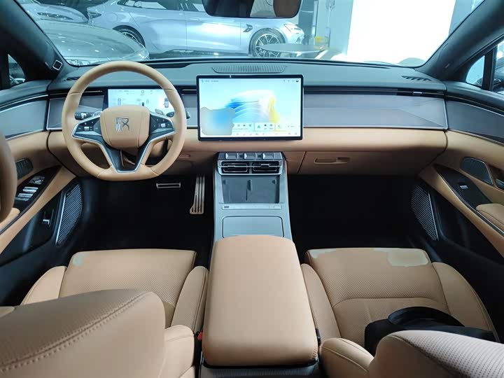 Фото 10 - BYD Han L