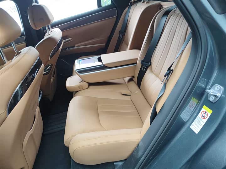 Фото 17 - BYD Han L