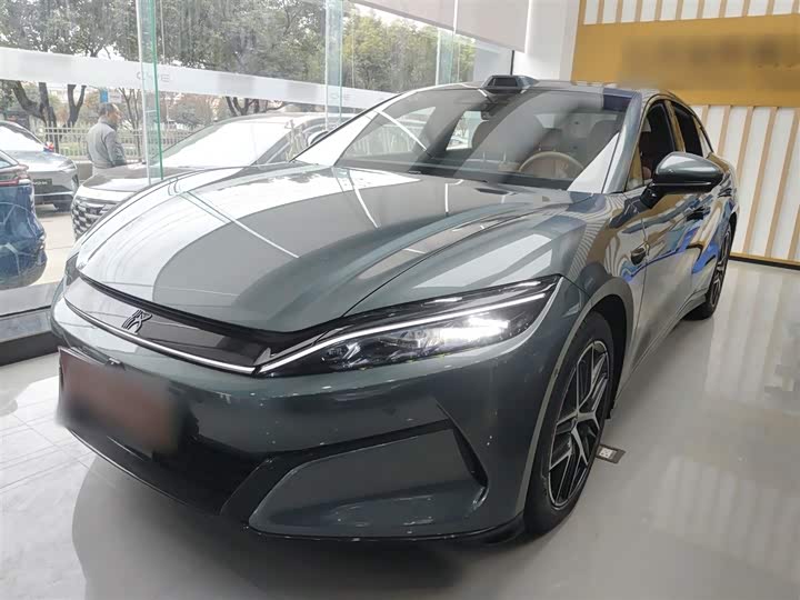 Фото 2 - BYD Han L