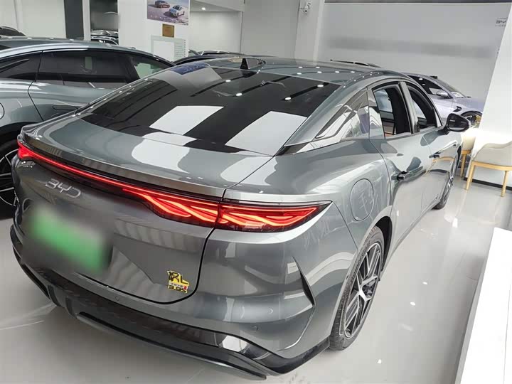 Фото 7 - BYD Han L