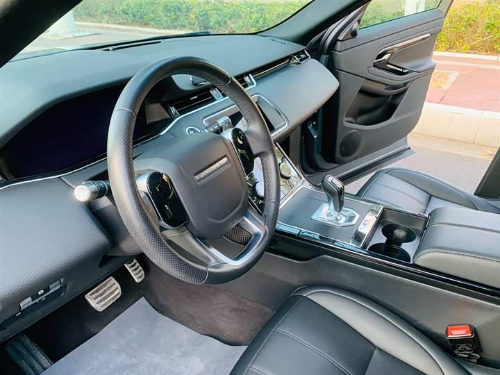 Фото 14 - Land Rover Range Rover Evoque L