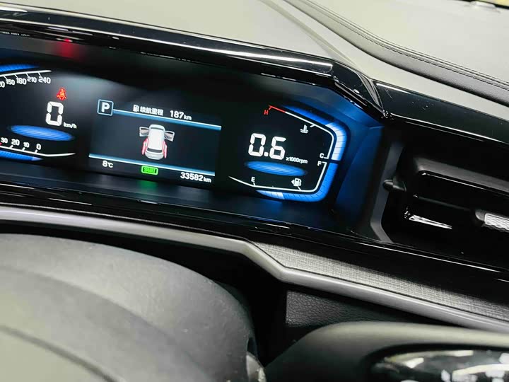 Фото 9 - Hyundai Custo