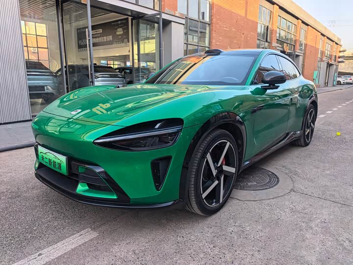 Фото 2 - Xiaomi YU7