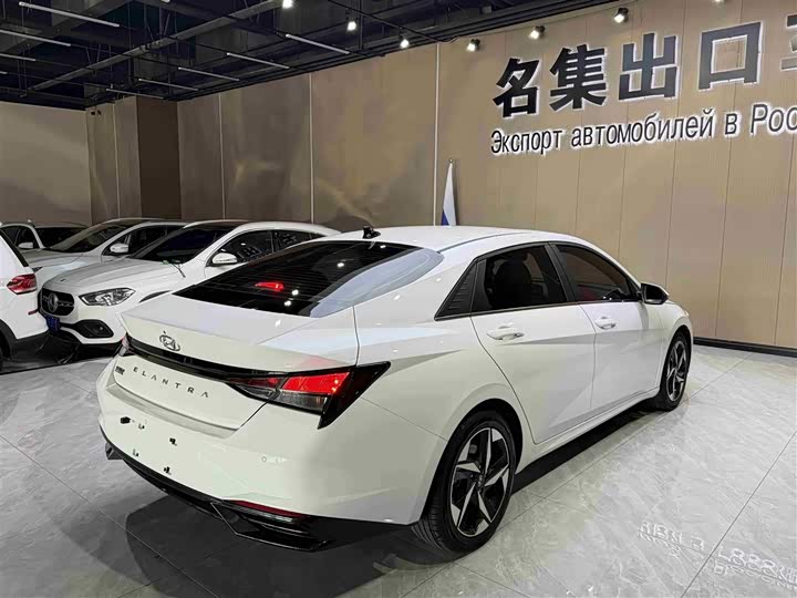 Фото 4 - Hyundai Elantra N line