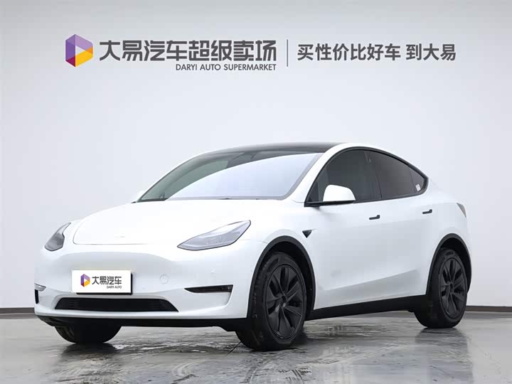 Фото 1 - Tesla Model Y