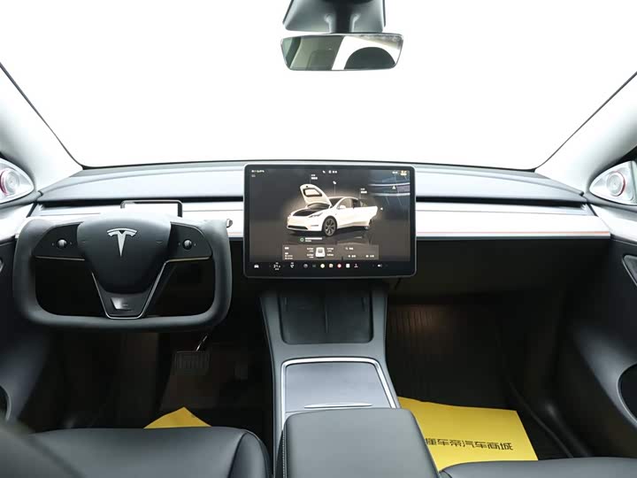 Фото 15 - Tesla Model Y