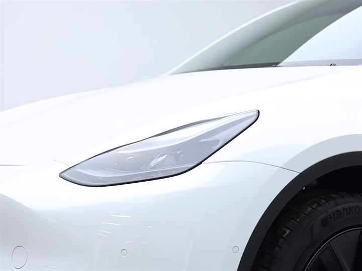 Фото 18 - Tesla Model Y