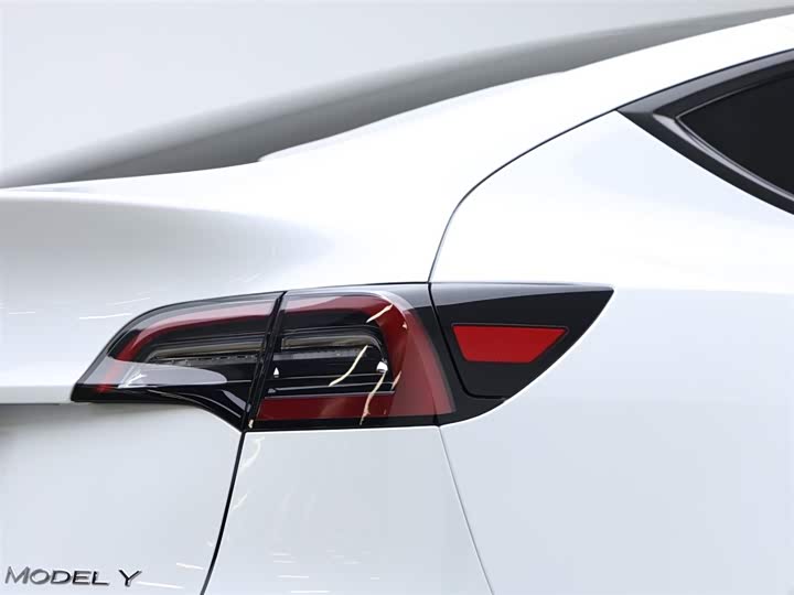 Фото 7 - Tesla Model Y