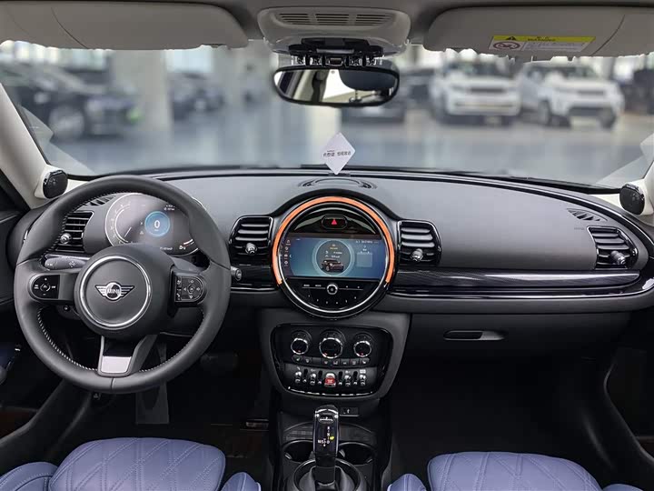 Фото 14 - Mini Clubman