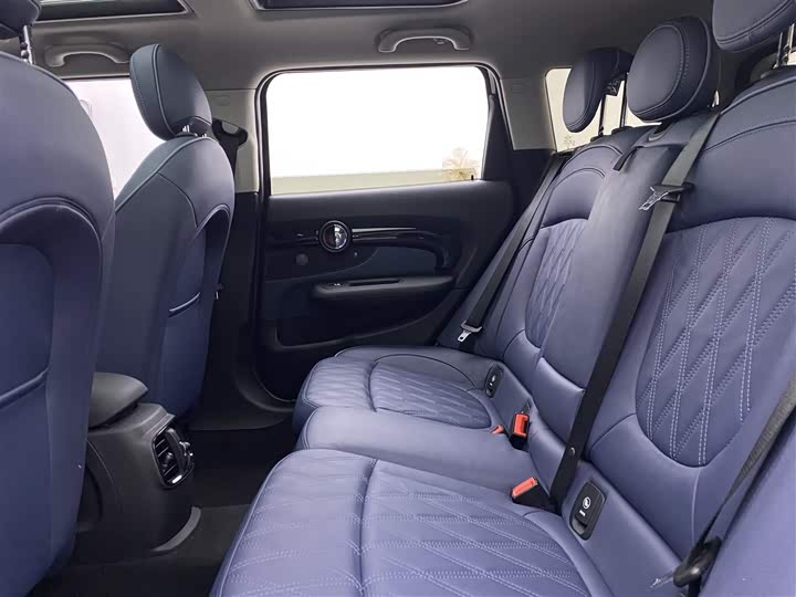 Фото 9 - Mini Clubman