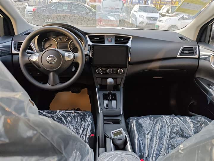 Фото 10 - Nissan Sylphy