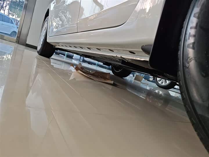 Фото 22 - Nissan Sylphy