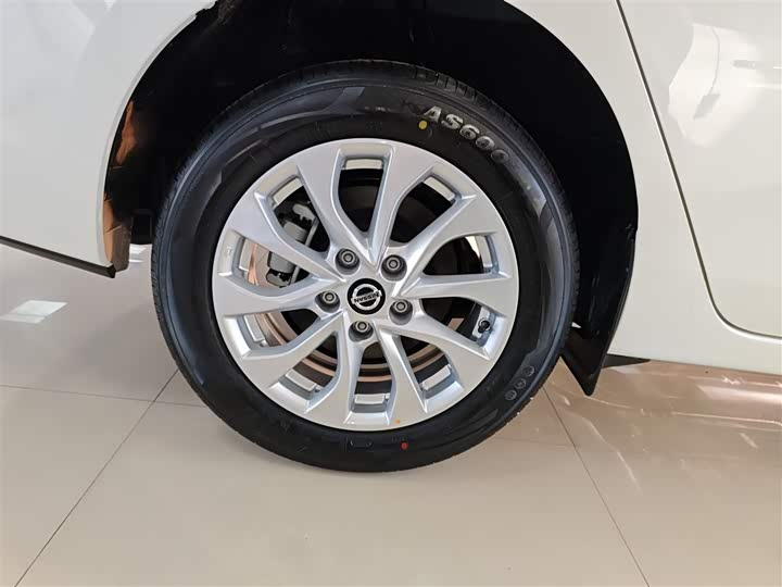 Фото 26 - Nissan Sylphy