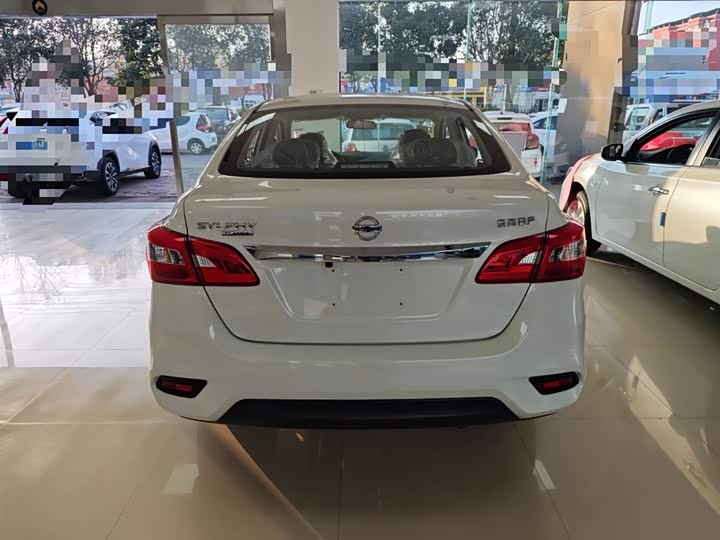 Фото 6 - Nissan Sylphy
