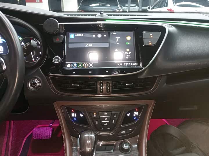 Фото 13 - Buick Envision Plus