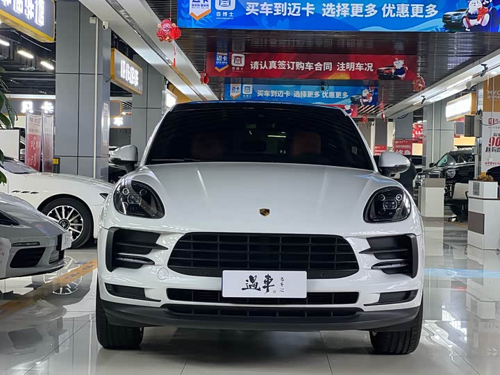 Фото 2 - Porsche Macan