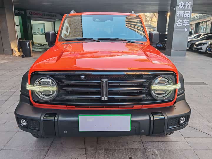 Фото 2 - Tank 300