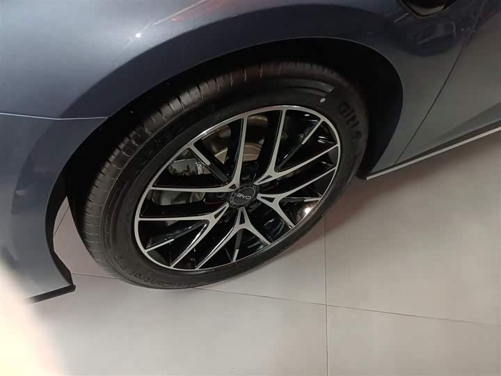 Фото 23 - BYD Seal 07 DM-i Hybrid