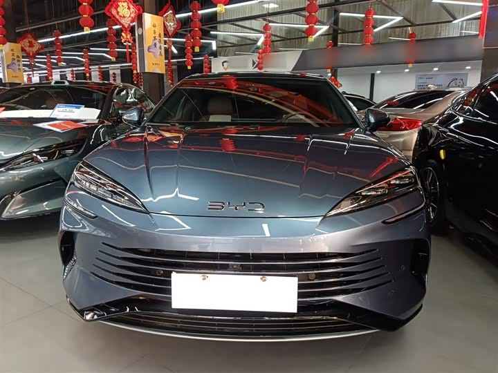 Фото 3 - BYD Seal 07 DM-i Hybrid