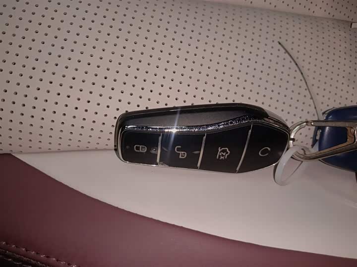 Фото 9 - BYD Seal 07 DM-i Hybrid