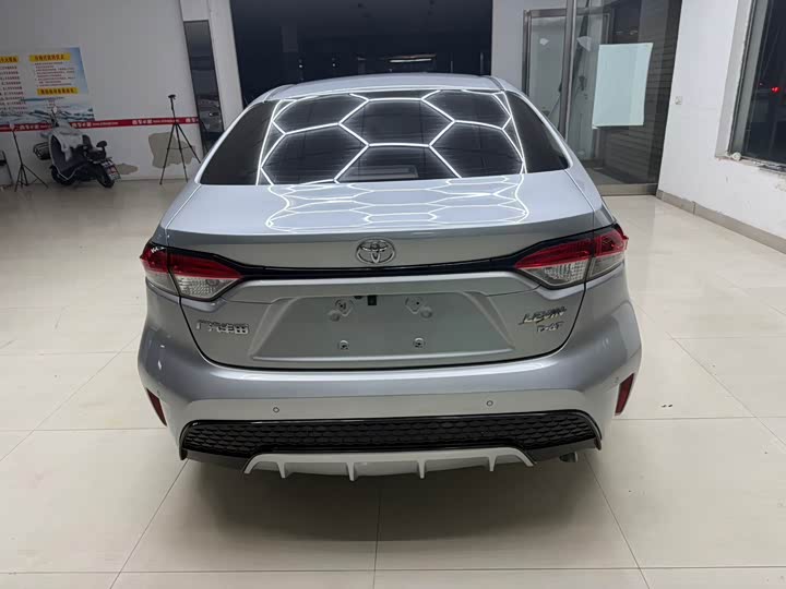 Фото 5 - Toyota Levin